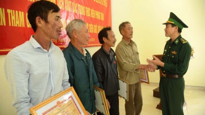 Nhặt được ma túy, không giao nộp coi chừng đi tù